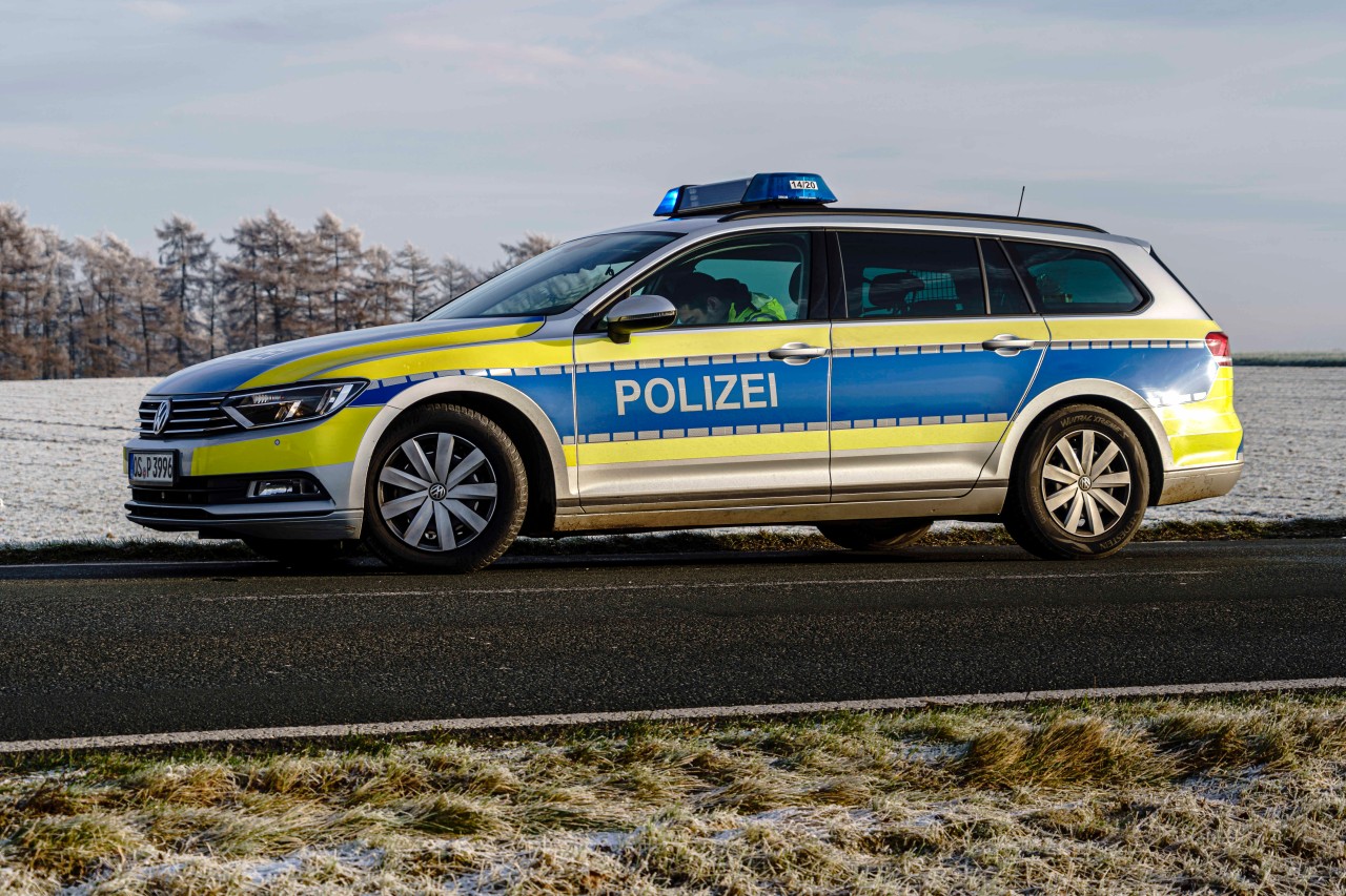 Die aufmerksame Frau stoppte nach ihrer seltsamen Entdeckung einen Streifenwagen in Mühlhausen. (Archivbild)