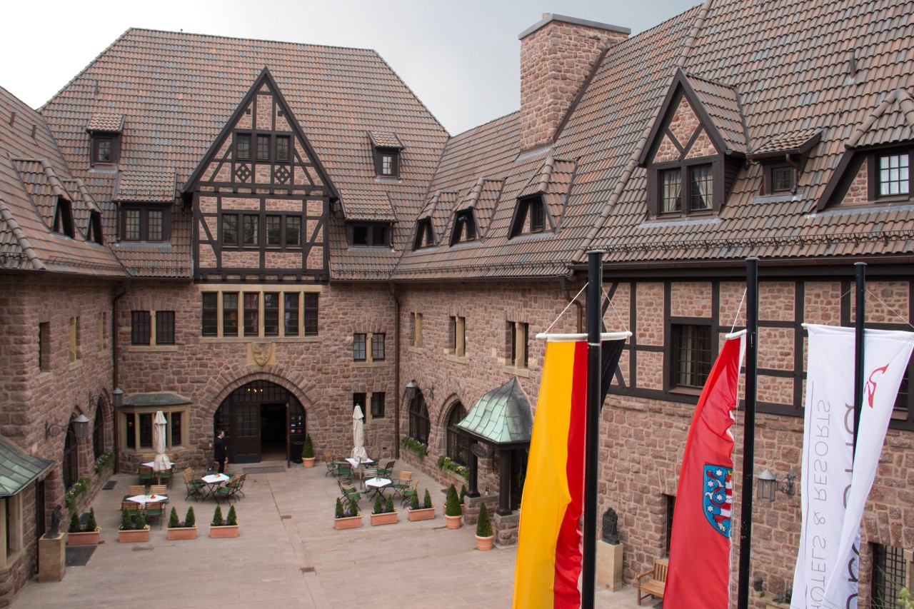 In diesem Luxus-Hotel auf der Wartburg soll ein „Klima der Angst“ herrschen. (Archivbild)