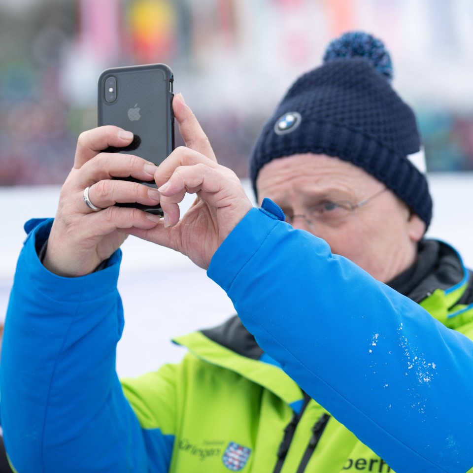 Er ist begeisterter Wintersport-Fan! Bodo Ramelow unterstützt Thüringens Talente. (Archivbild)