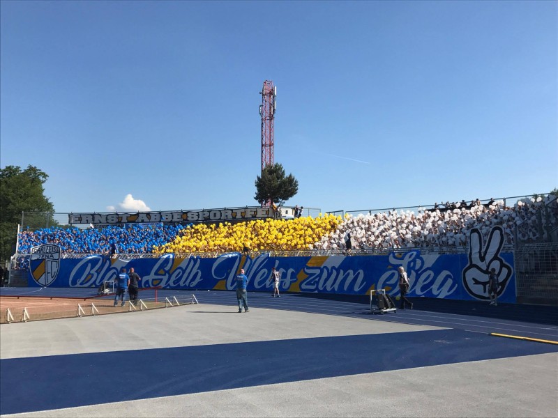 Carl Zeiss Jena und Viktoria Köln spielten am Donnerstag (01.06.2017) im ausverkauften Ernst-Abbe-Sportfeld um den Aufstieg in die 3. Liga. (Fotos: Jan-Henrik Wiebe)