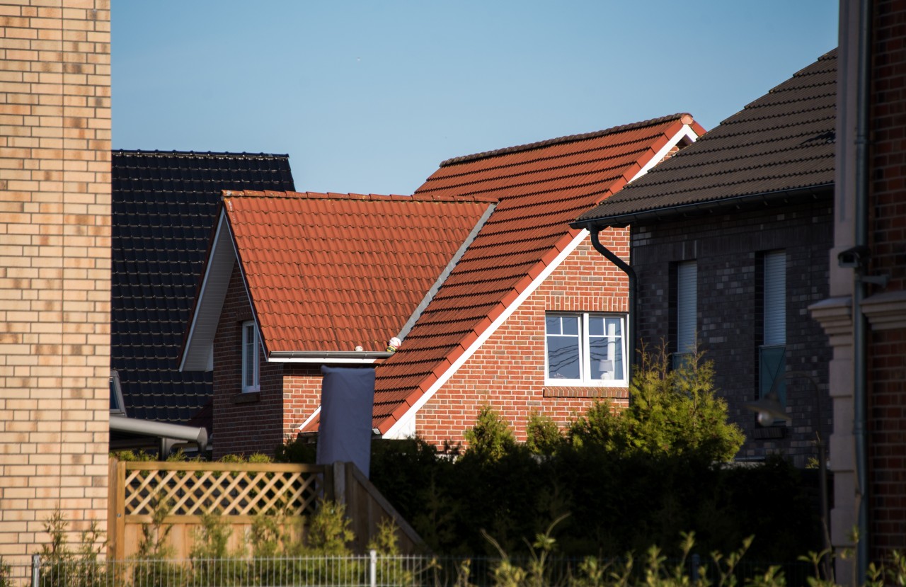 Die Städteplanung in Erfurt hat entschieden: Keine neuen Einfamilienhäuser mehr. In Zukunft soll dichter gebaut werden und sich nicht weiter ausbreiten. (Symbolbild)