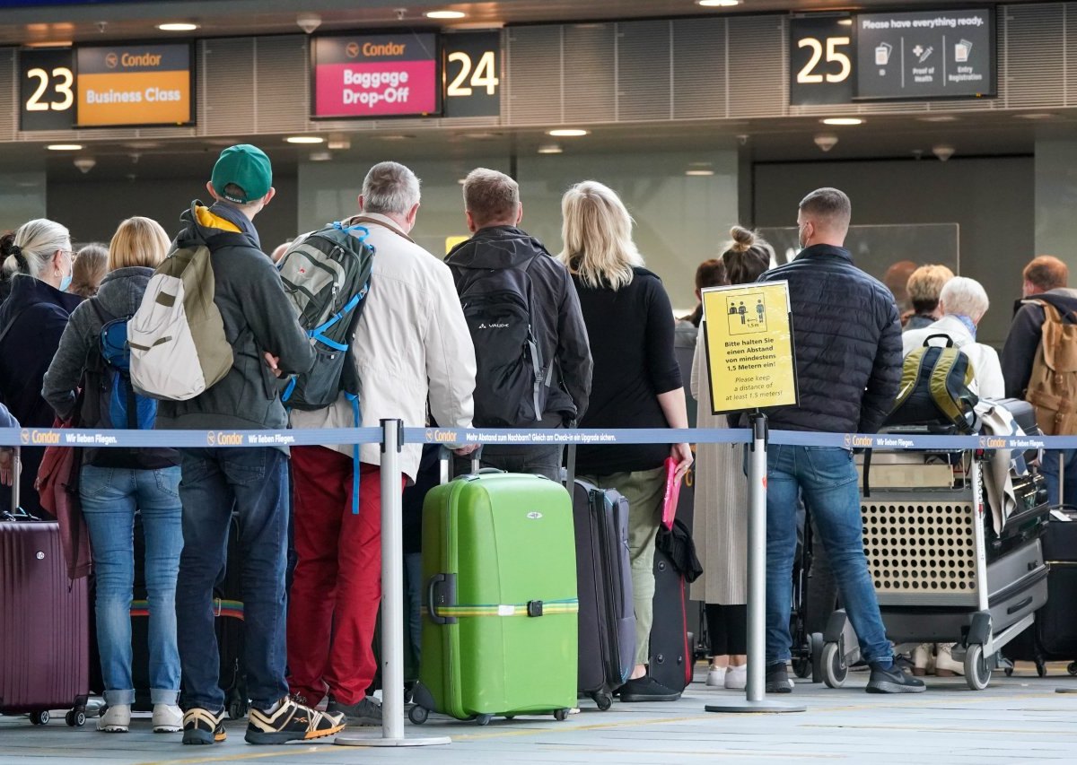 Flughafen Leipzig.jpg