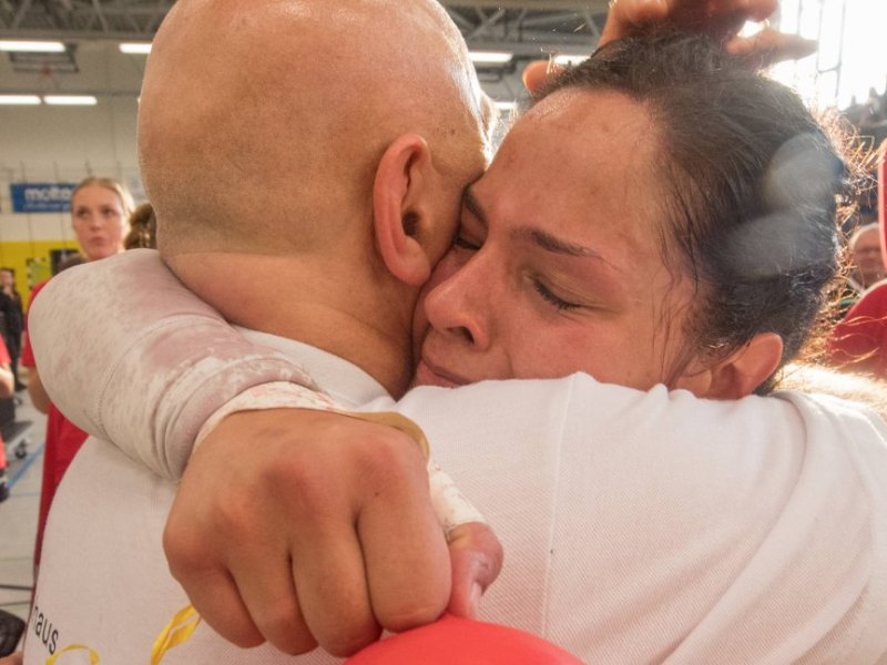 Gordana Mitrovic und Trainer Herbert Müller vom Thüringer HC
