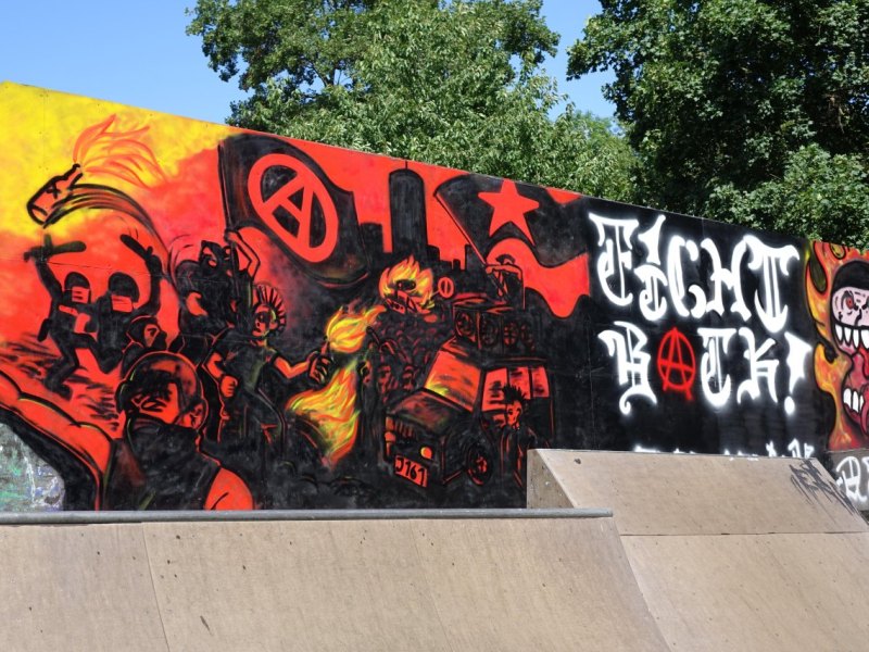 Graffiti (2).JPG