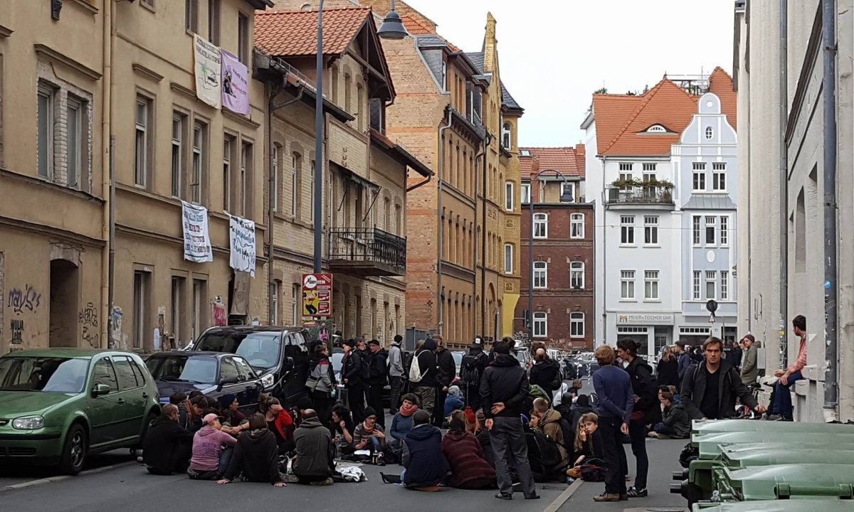 Haus der Ernst-Abbe-Stiftung in Jena besetzt