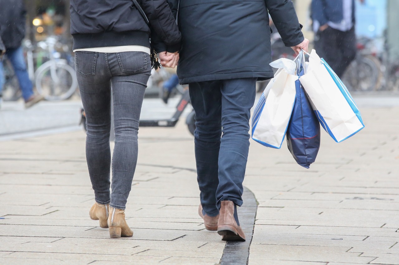 Neben dem Shopping-Erlebnis dürfen sich die Menschen aus Jena über kostenfreien Parken freuen. (Symbolbild)