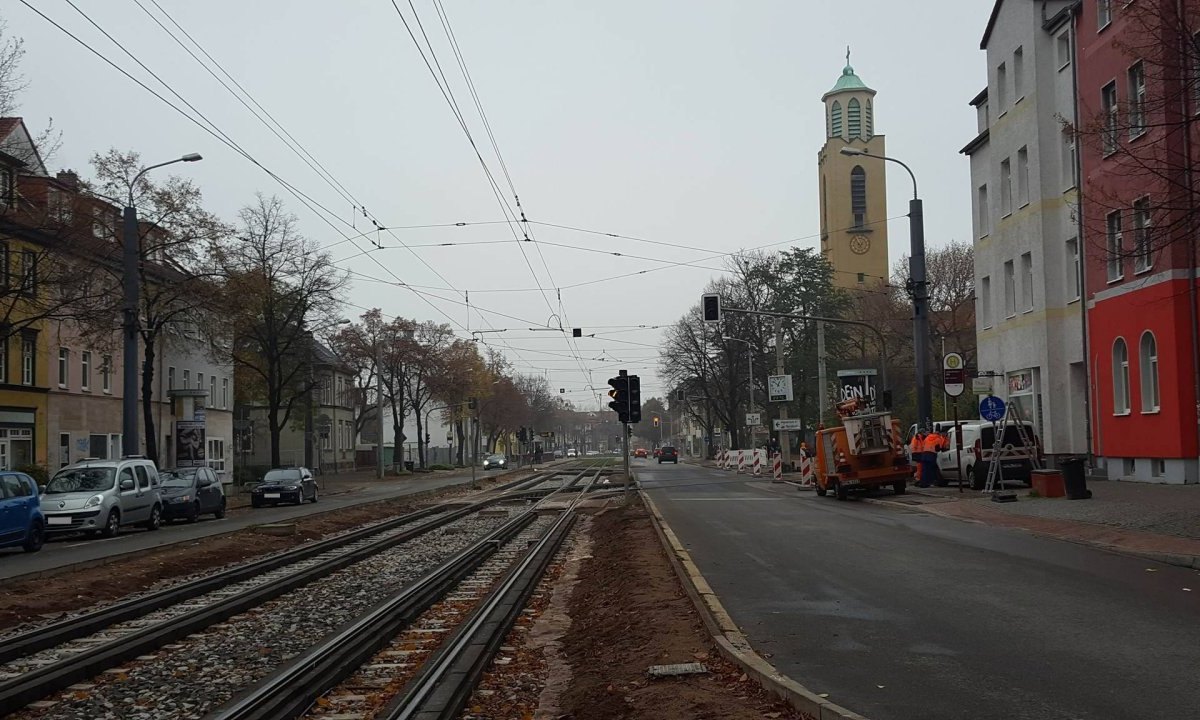 Magdeburger Allee mit Lutherkirche in Erfurt