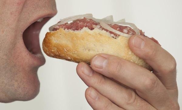 Mettbrötchen vs. Hackepeter Thüringen - Kopie.jpg