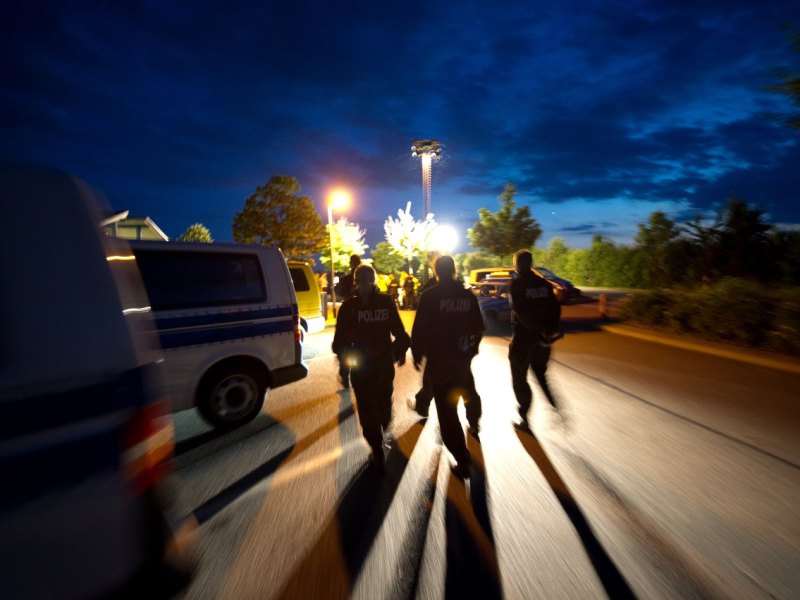 Polizeikontrolle gegen Autoschieber
