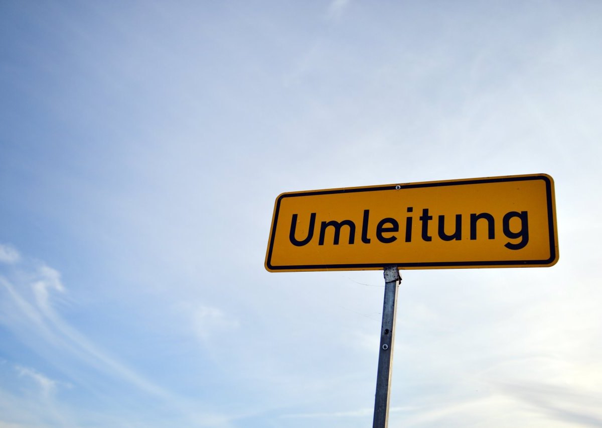 Verkehrsschild Umleitung