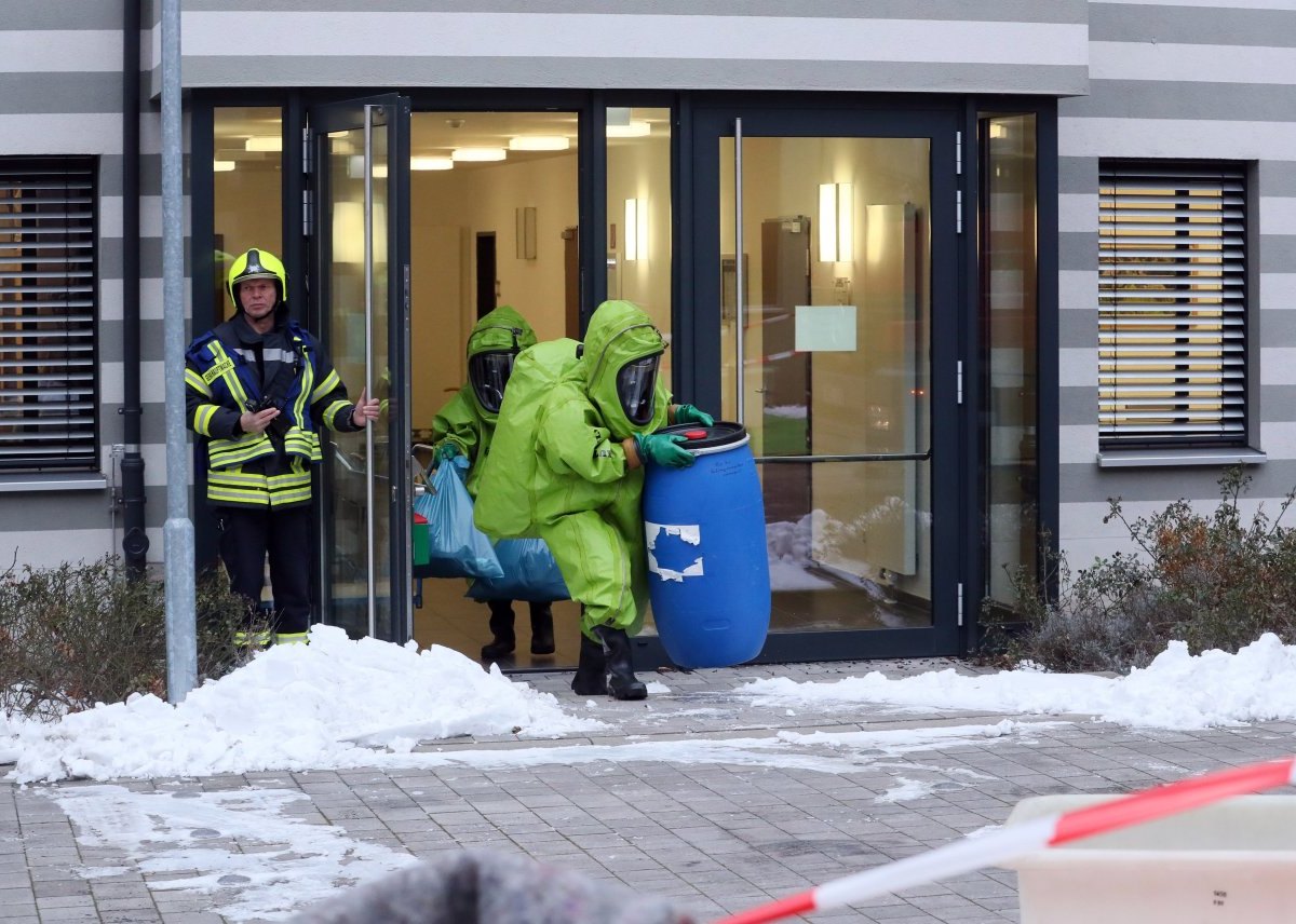 Weißes Pulver in Brief im Justizzentrum Gera