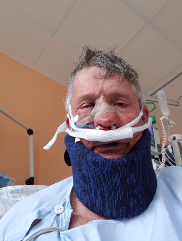 Burkhard Omland im Krankenhaus. 