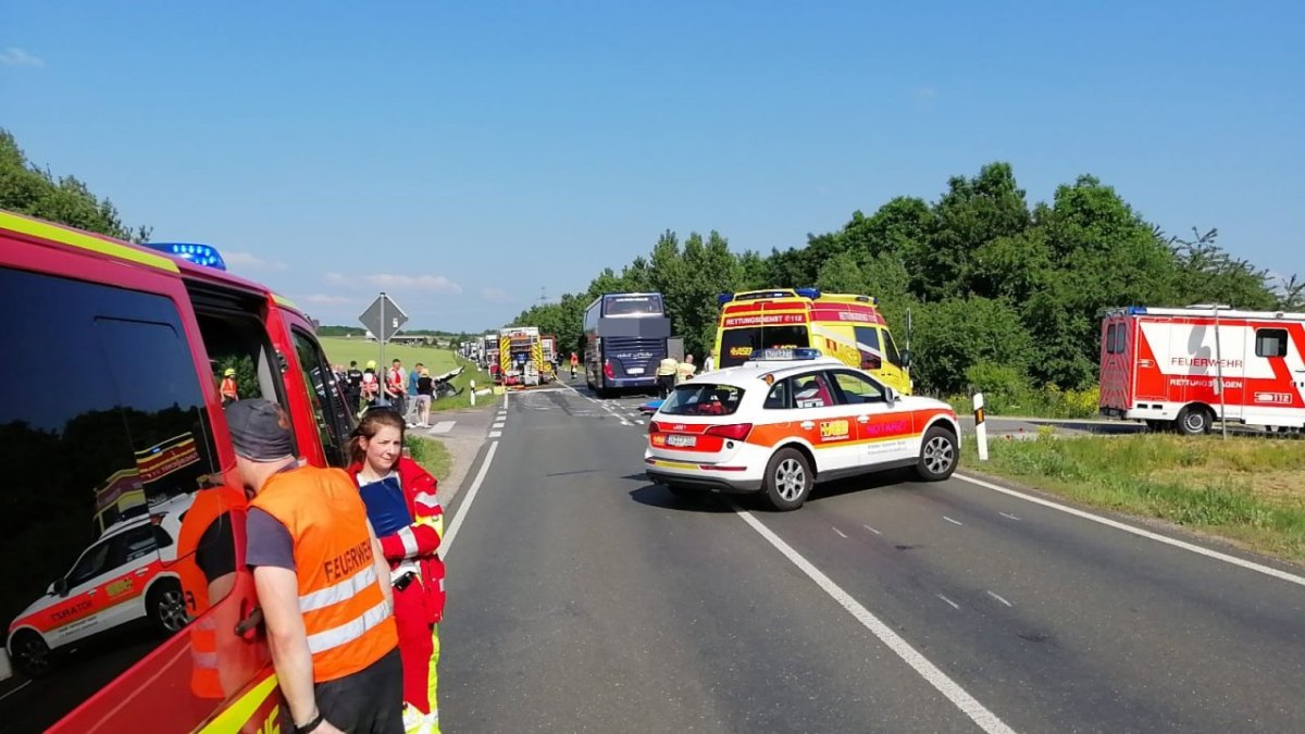 busunfall-arnstadt-reisebus