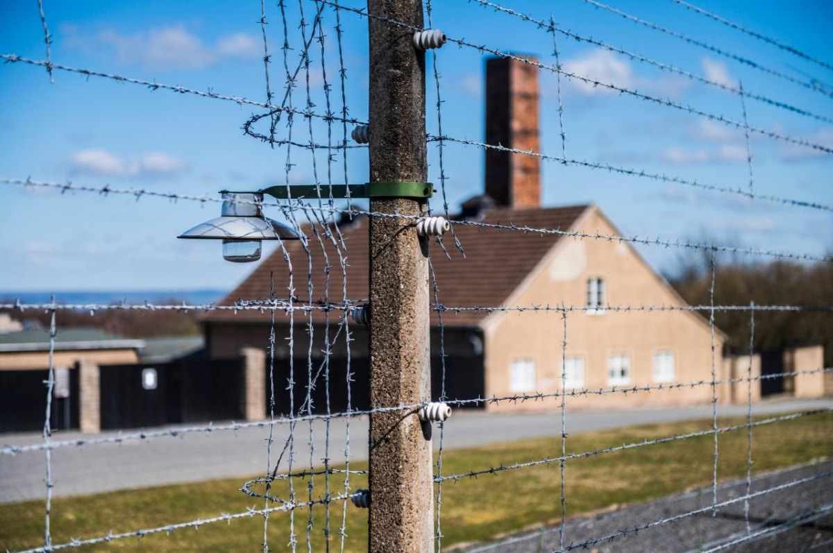 gedenkstätte buchenwald weimar afd plakat