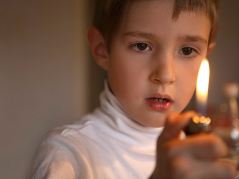 kind feuerzeug.jpg