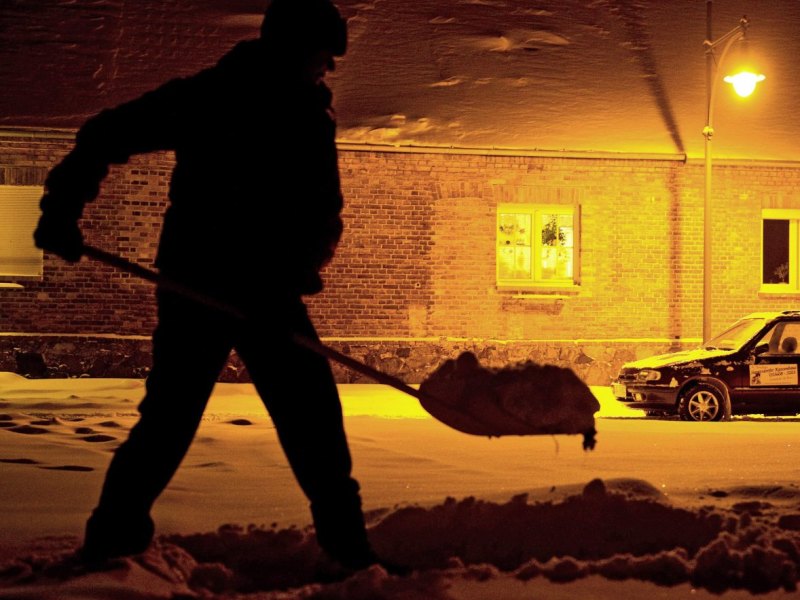 schnee eis thüringen schneeschippen schüppe