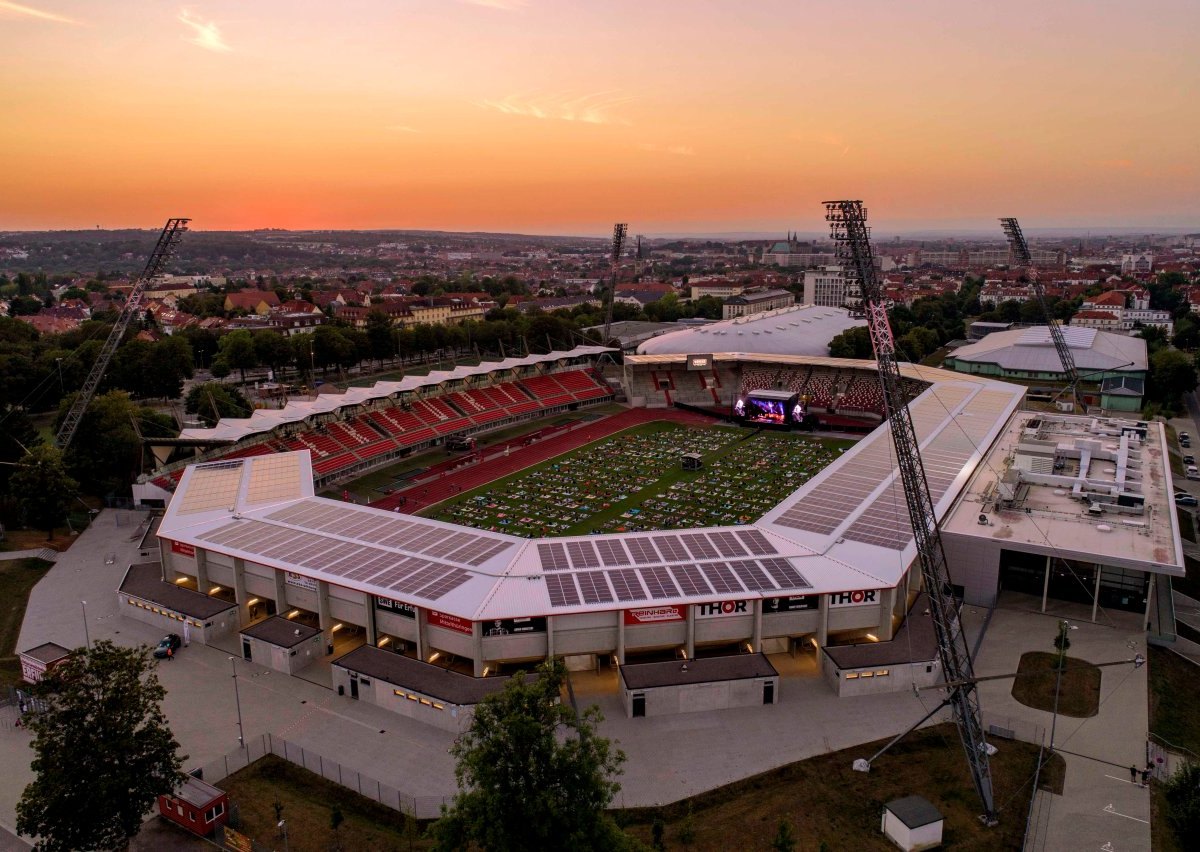 stadion erfurt.jpg