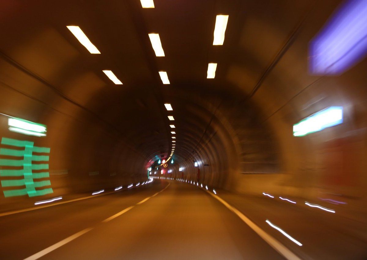 thüringen tunnel.jpg