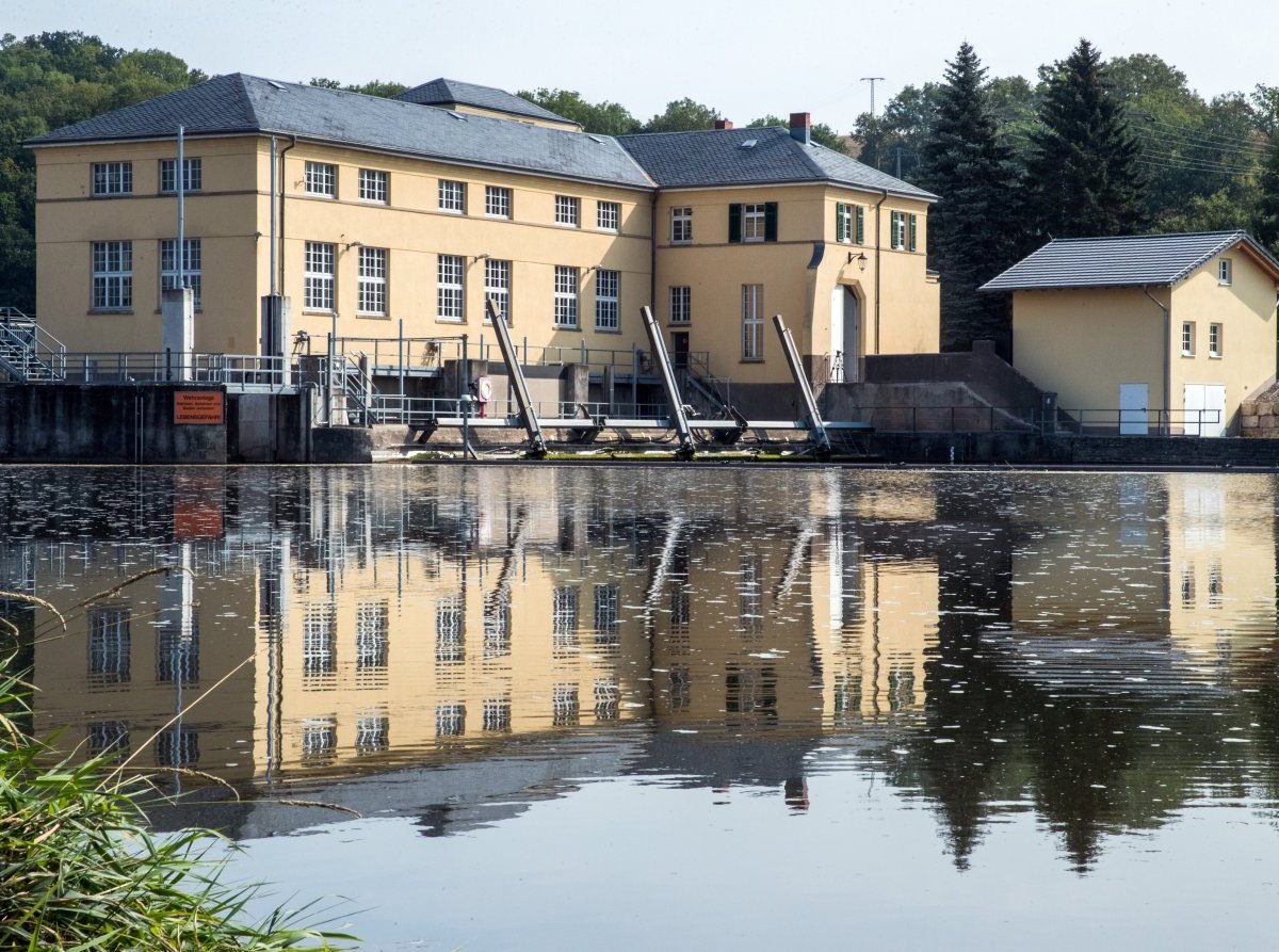 wasserkraftwerk-spichra-staubecken-werra