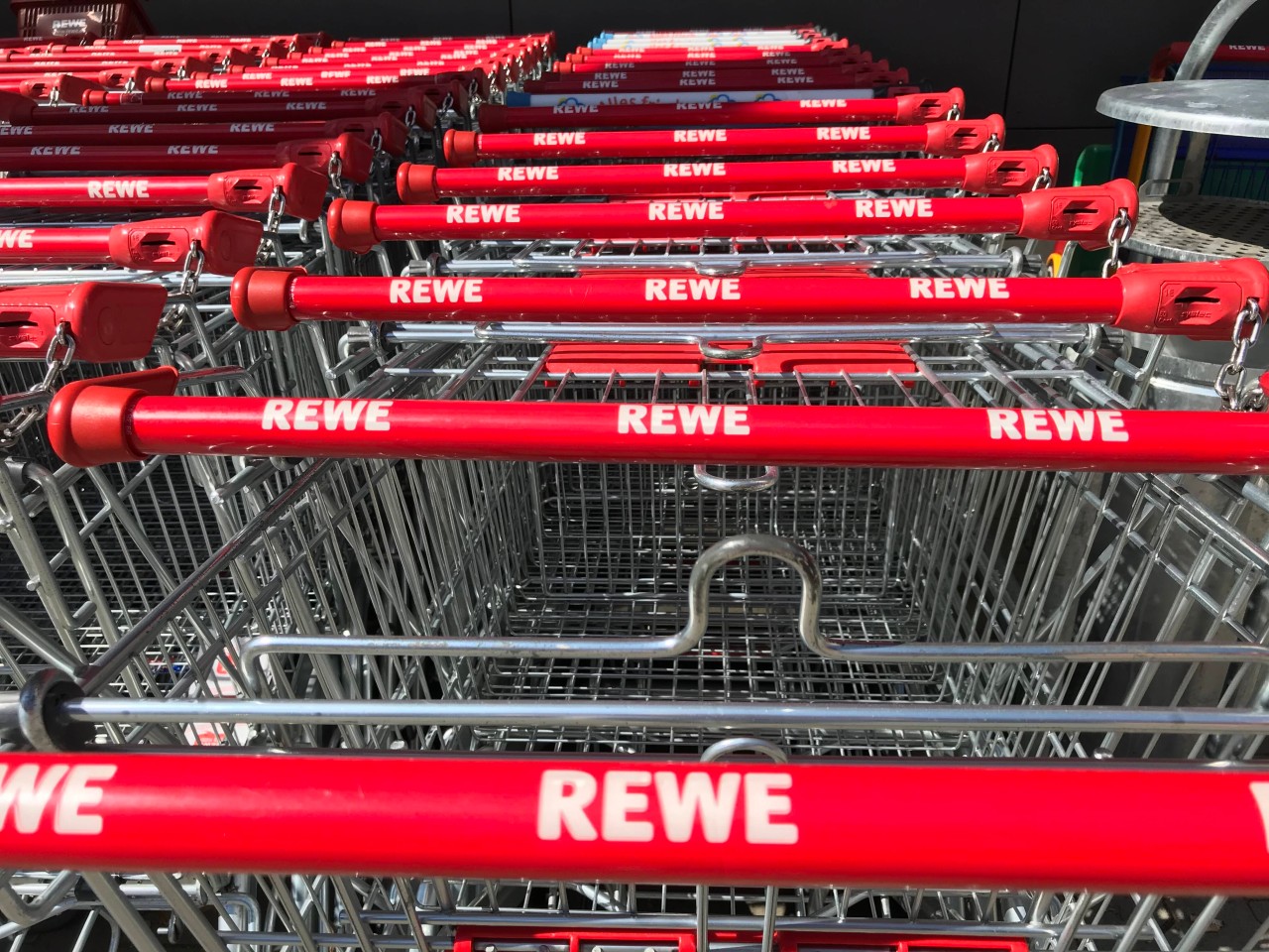 Neuer Rewe in Erfurt-Marbach? Viele sind von dieser Idee gang und gar nicht begeistert. (Symbolbild) 