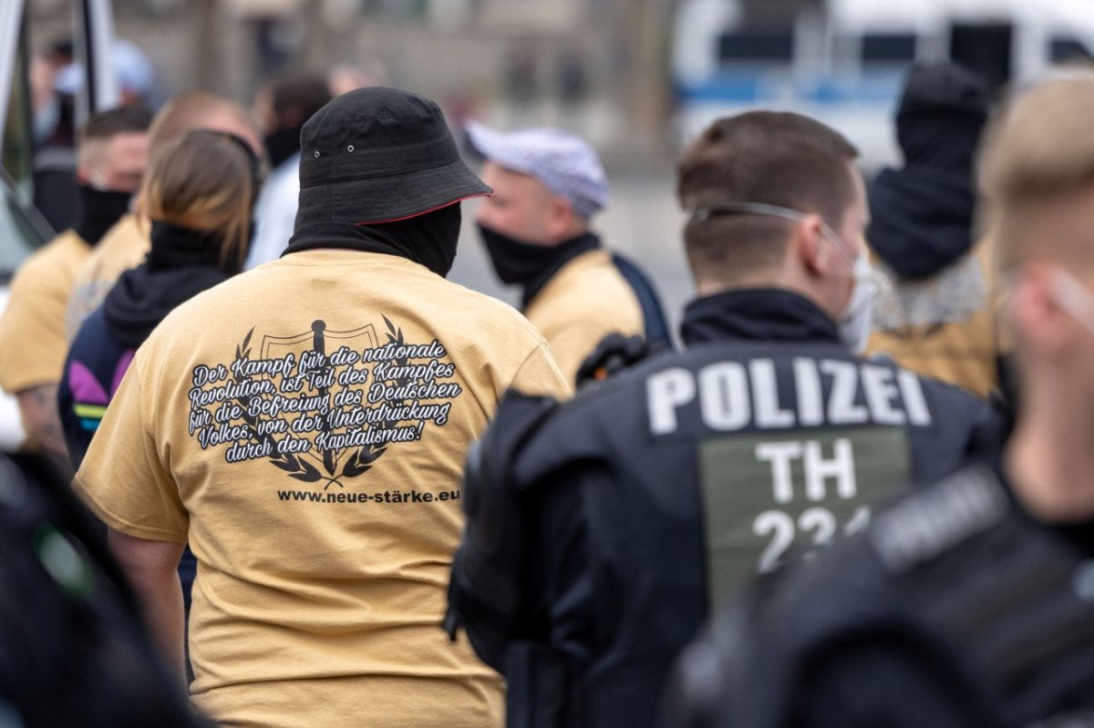 nazis erfurt demo.jpg