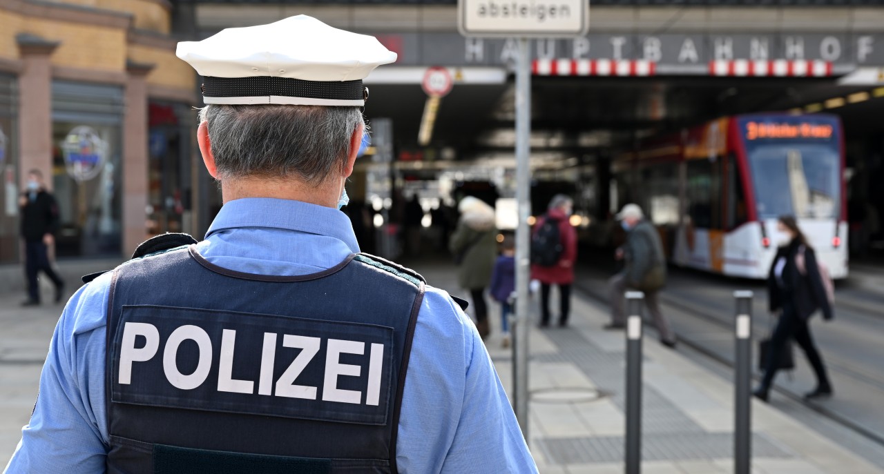 In Thüringen gab es in den letzten zwei Jahren Hunderte interne Ermittlungen der Polizei. (Symbolbild)