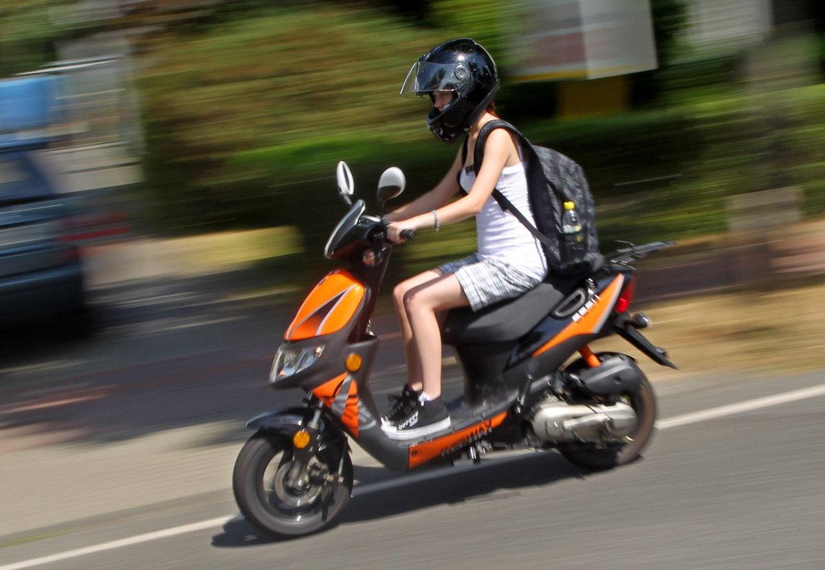 thüringen moped.jpg