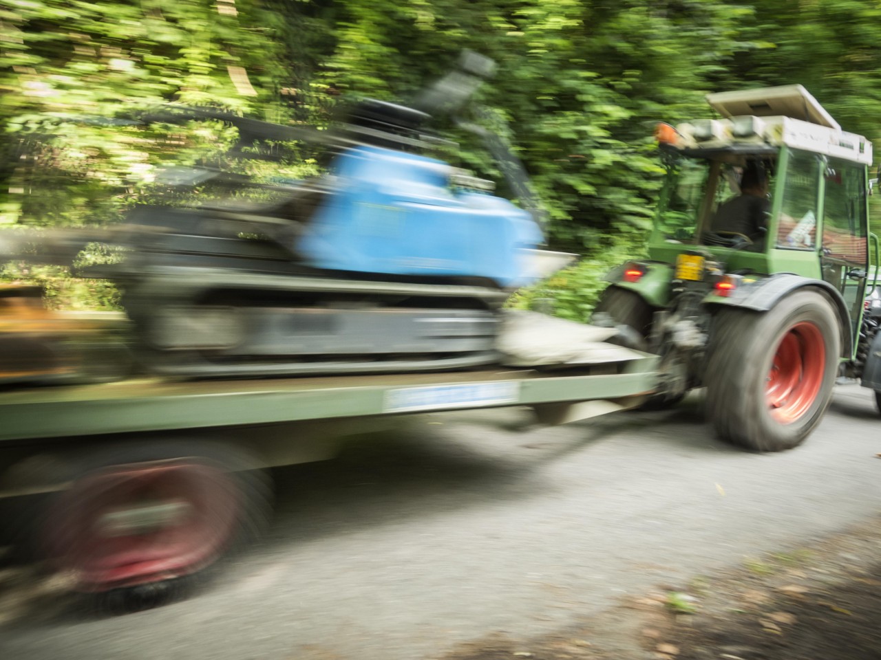 Ein Mann hat in einem Dorf im Weimarer Land mit seinem Traktor für ordentlich Chaos gesorgt. (Symbolbild)