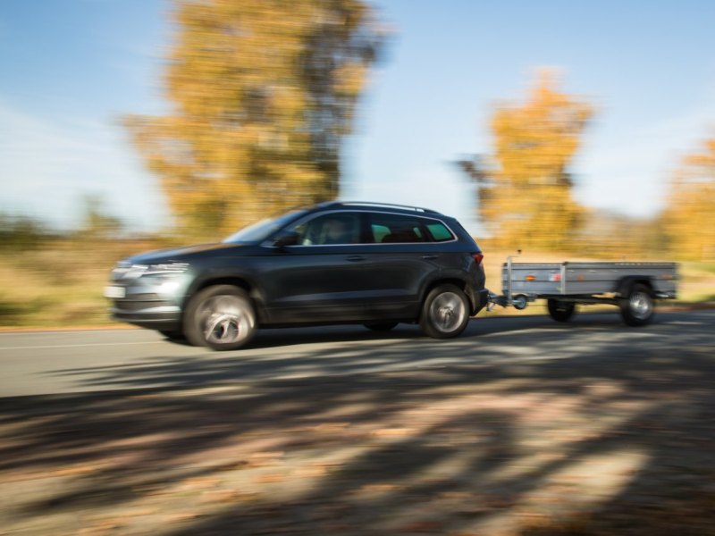 Weimarer Land Auto mit Anhänger