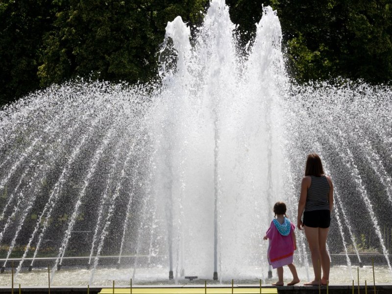 wetter thüringen sonne hitze mutter tochter kind egapark erfurt