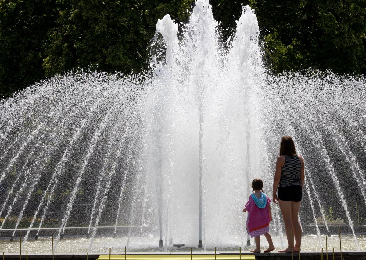 wetter thüringen sonne hitze mutter tochter kind egapark erfurt