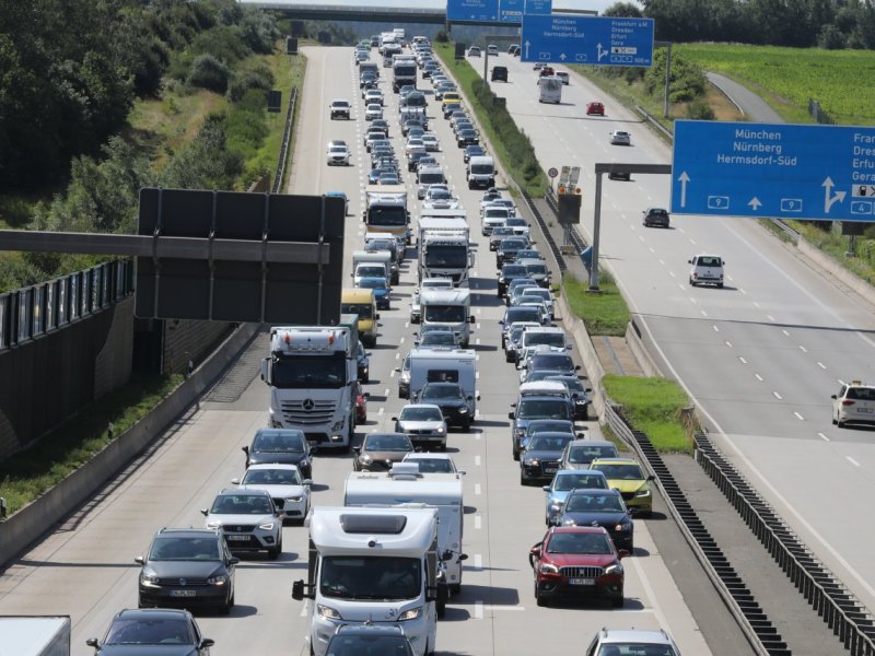 a4 a9 thüringen stau.jpg