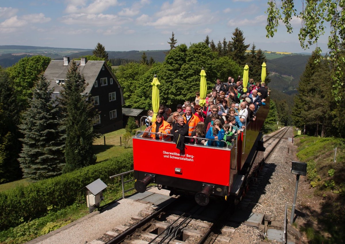 thÃ¼ringen bergbahn cabrio.jpg