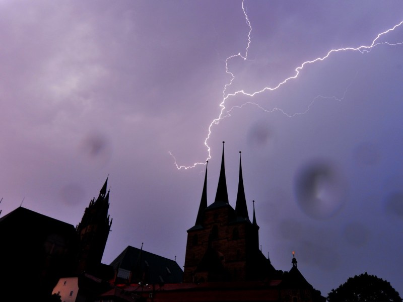 Wetter in Thüringen: Nach der Hitze folgen wohl Gewitter im Freistaat. (Symbolbild)