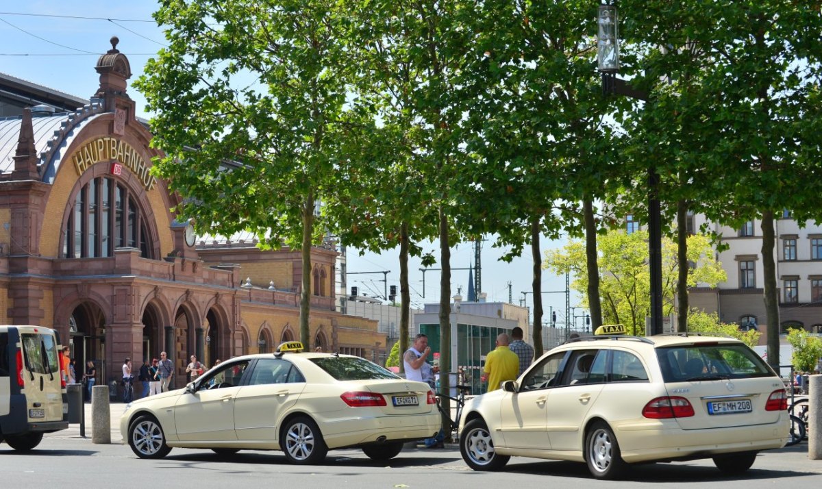 erfurt taxi.jpg