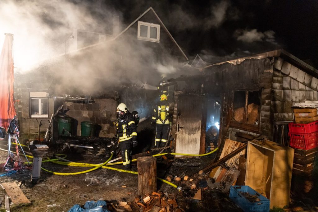 Schwieriger Feuerwehr-Einsatz in Masserberg!