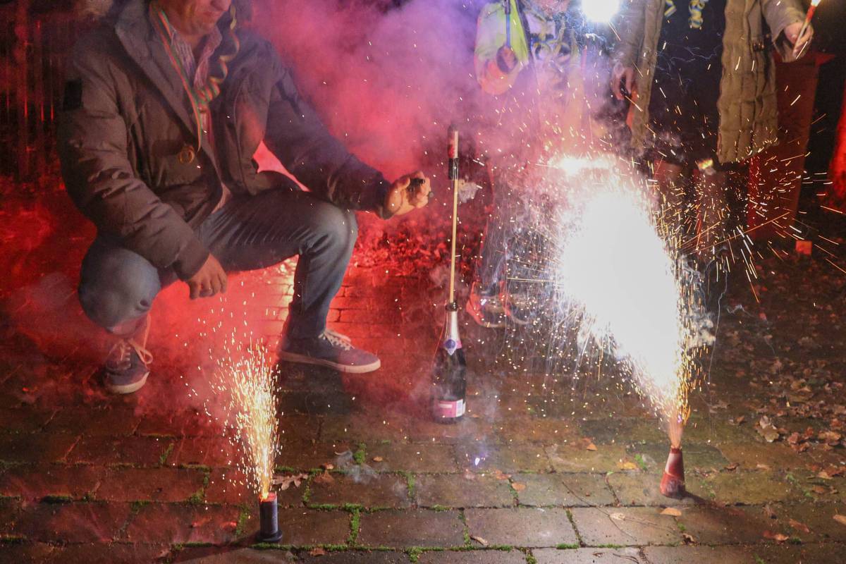 Du willst an Silvester Raketen zünden? Dann solltest du in Thüringen besonders aufpassen. (Symbolbild)