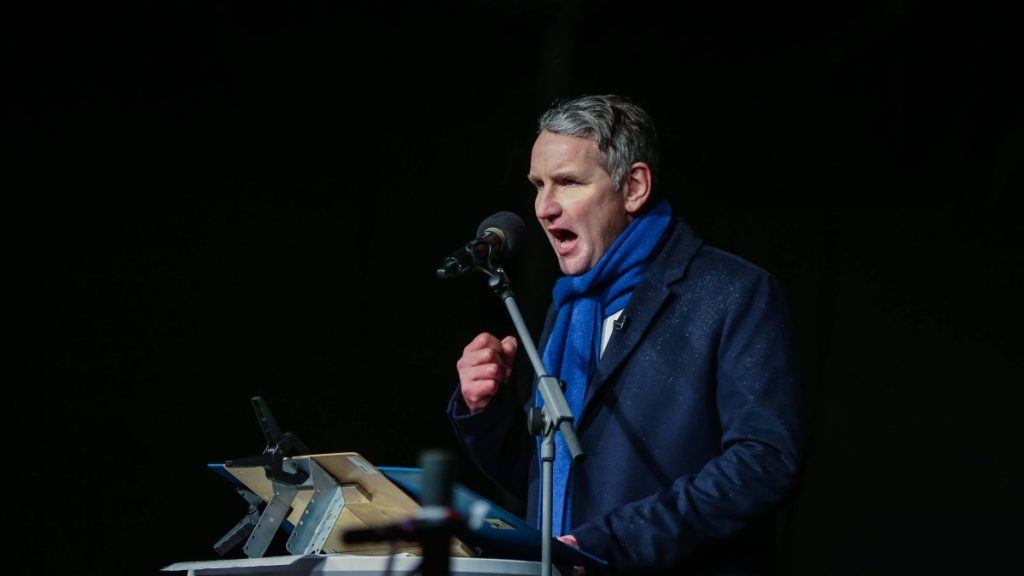 Thüringens AfD-Chef Björn Höcke will auch am Samstag wieder ins Mikro sprechen.