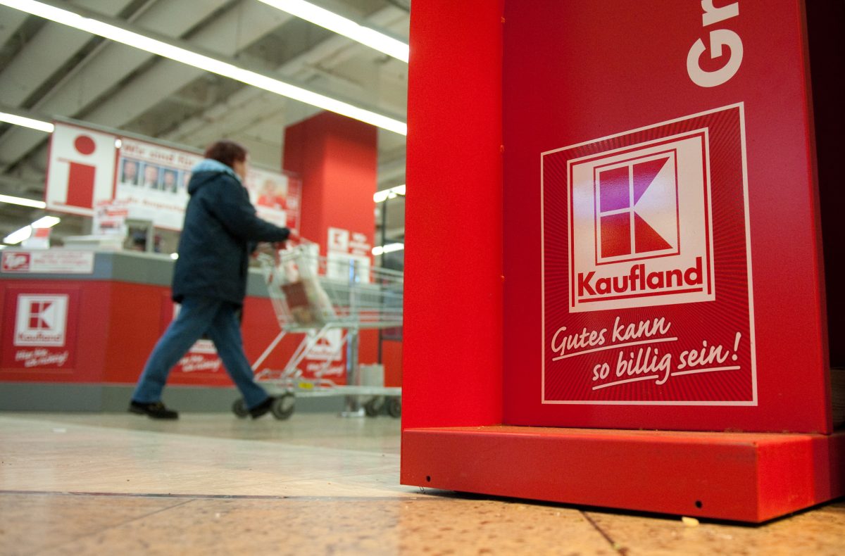 Verdi hat Kaufland-Mitarbeiter aus ThÃ¼ringen zum Warnstreik aufgerufen. Gleichzeitig kÃ¼ndigte die Gewerkschaft weitere Aktionen an.