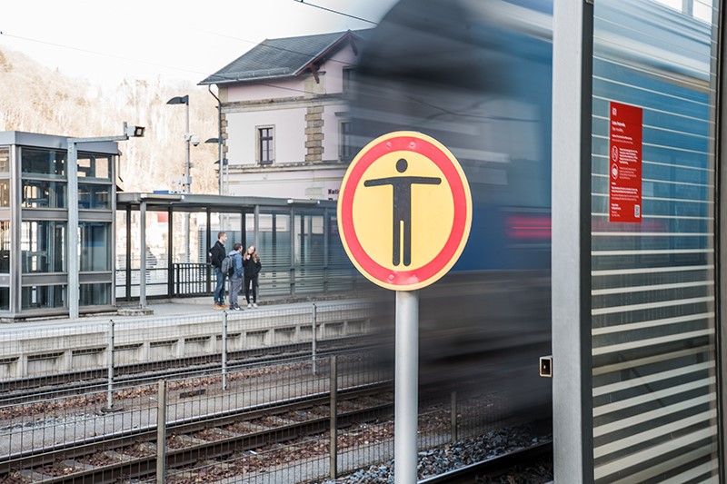 Auch in ThÃ¼ringen gilt: Bahngleise sind absolut lebensgefÃ¤hrlich.