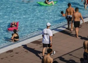 Der Sommer in ThÃ¼ringen war heiÃŸ und trieb viele in FreibÃ¤der. Doch dort kam es immer wieder zu VorfÃ¤llen, sodass Security nÃ¶tig war.