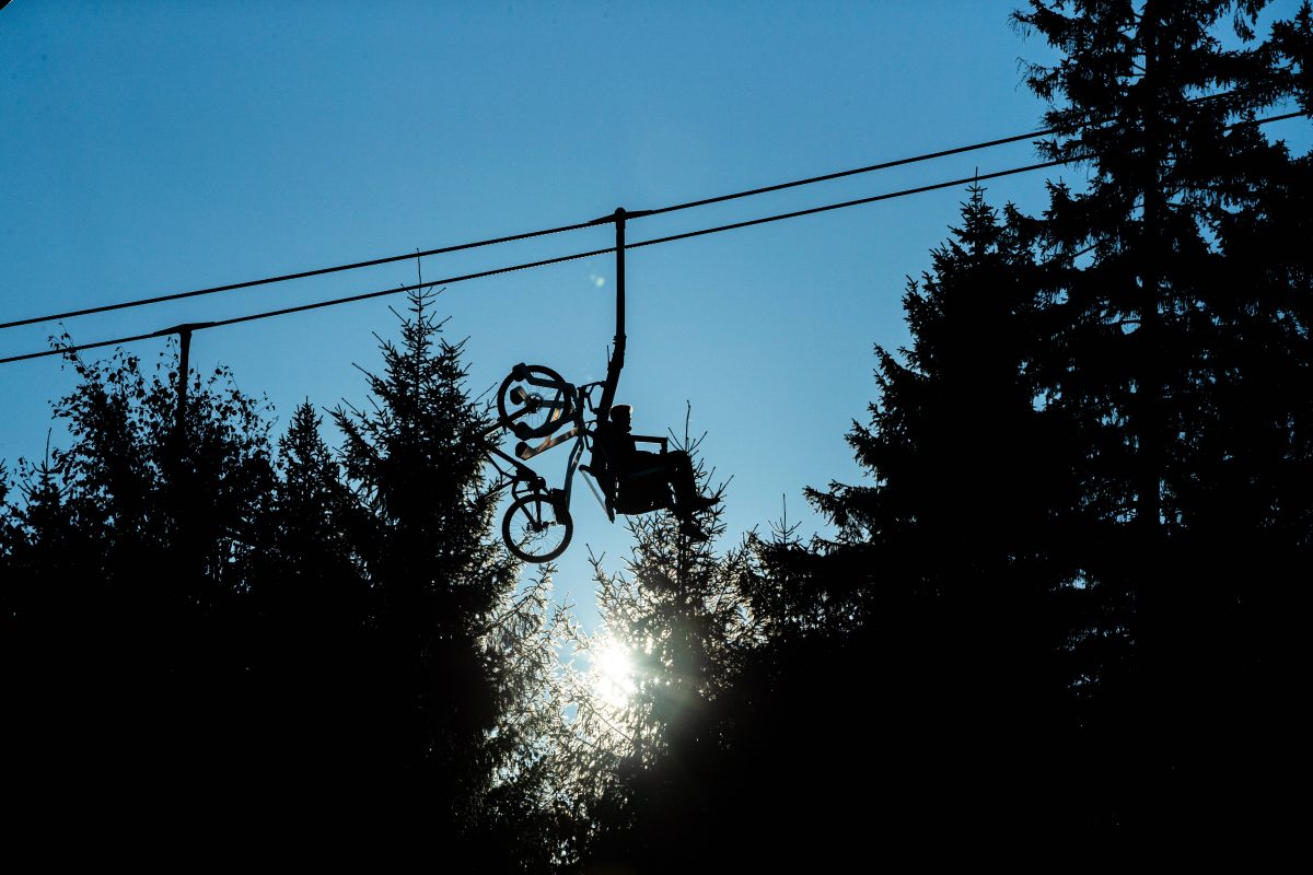 Thueringer Wald Mountainbiker