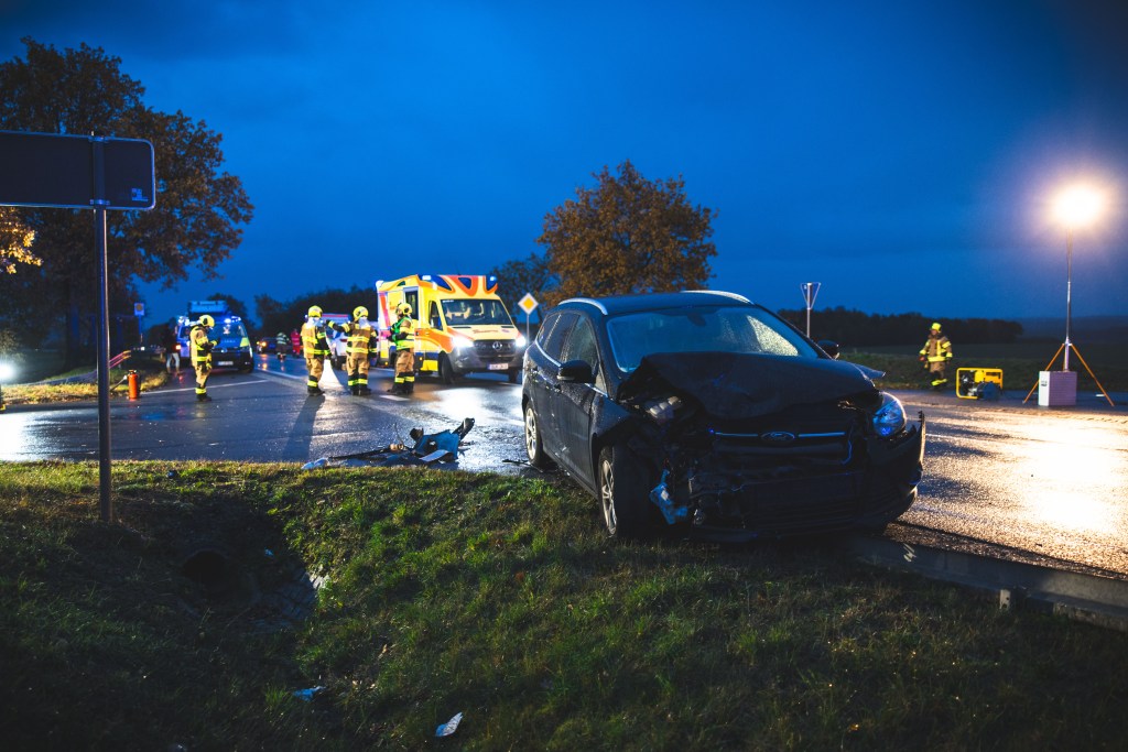 Tragischer Doppel-Crash auf der B7 in Thüringen.