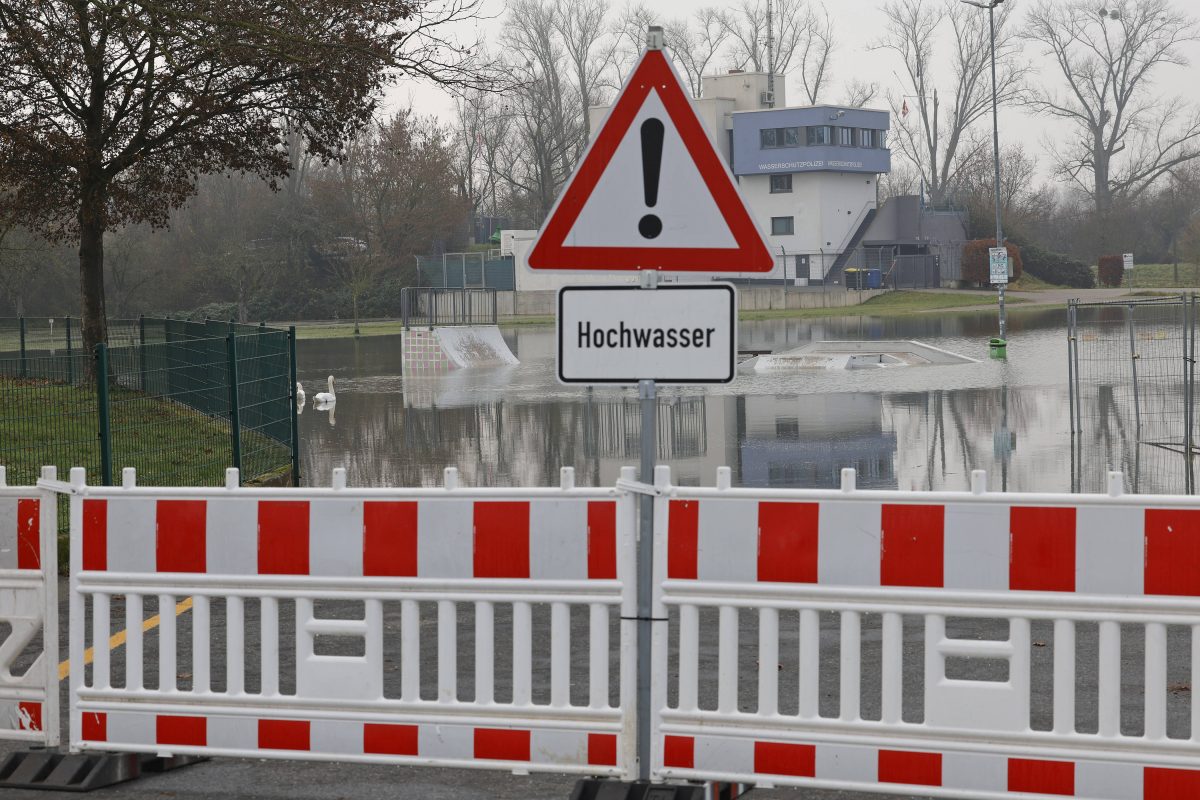 Wetterchaos zu Weihnachten in ThÃ¼ringen. An vielen Orten sorgt eine Menge Regen fÃ¼r Aufruhr - und Hochwasser.