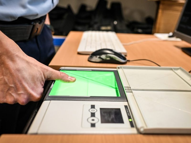 Kontaktloser Fingerabdruck-Scanner