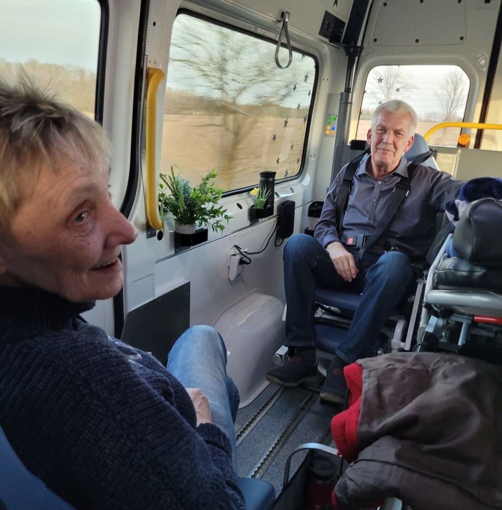 Auf dem Weg nach Thüringen: Kurt reist zur eisernen Hochzeit seiner Eltern - ein Fest, dass er sich trotz der schweren Krebserkrankung auf keinen Fall entgehen lassen will.